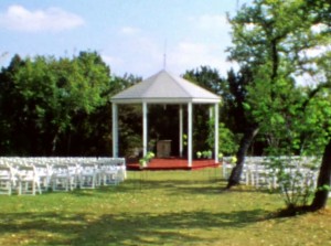 rustic outdoor wedding Star Hill Ranch
